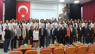 İzmir Katip Çelebi üniversitesi beyaz önlük giyme töreni