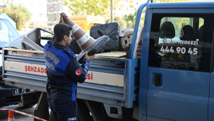 Kaldırımlar yaya engellerinden temizlendi