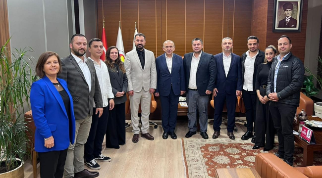 MANSİAD yönetimi TSO başkanı Yılmaz'ı ziyaret etti