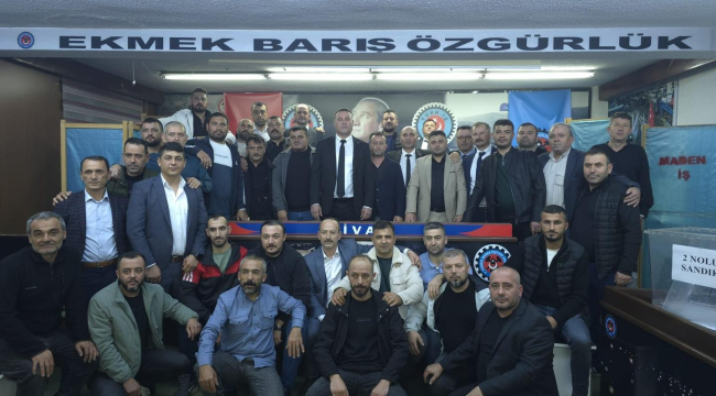 Sal''kömür karanlık değil,emektir''