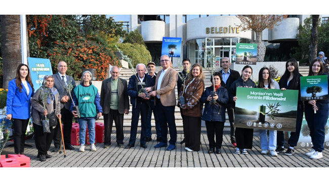 Salihli'de 300 kilogram atık pil toplandı