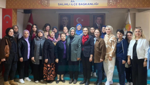 Salihli'de AKP'ye katılımlar sürüyor