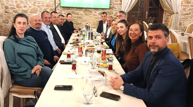 Sigortacılar Manisa sigorta acenteleri derneği toplantısında bir araya geldi