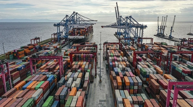 TÜİK açıkladı:Dış ticarette açık 74,6 milyar dolara ulaştı