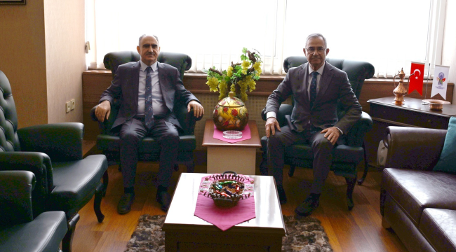 Vali Özkan MESOB başkanı Geriter'den esnaflar için istekleri