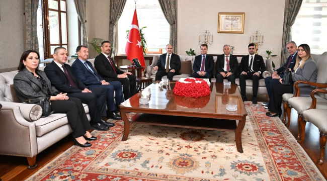 Vali Özkan öğretmenlere başarılar diledi