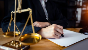 Yeni zamlı avukatlık asgari ücret tarifesi resmi gazetede yayınlandı