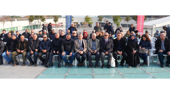 17.440 fidan bağışı yapan doğa sever Münire Arslan'a plaket