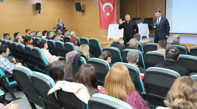 5 ilçede faaliyet gösteren bitki koruma ürünleri bayi ve toptancıları bilgilendirme toplantısı