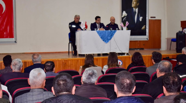 Ahmetli'de muhtarlar toplantısı