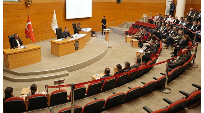 Akhisar belediye meclisi 2025 yılını 7 gündem maddesini kabul ederek kapattı