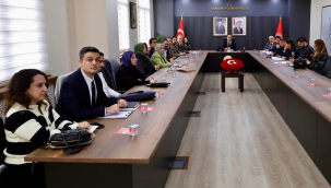 Akhisar'da ailenin korunması ve kadına şiddetin önlenmesi toplantısı