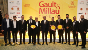 Ayvalık'ta 3 işletme Gault & Millau 2026 Türkiye gastronomi rehberi, ödülü aldı