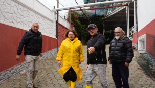 Başkan Gençay ekiplerle birlikte sahada