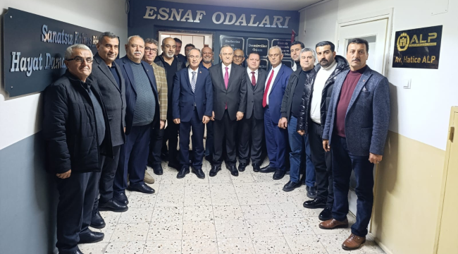 Başkan Geriter Akhisar'da oda başkanlarıyla toplandı