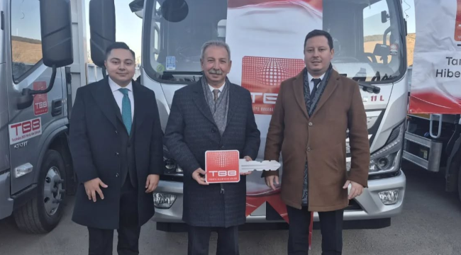 Başkan Nurlu araç teslim törenine katıldı