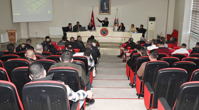 Başkan Okur galerici esnafıyla bir araya geldi