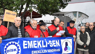 Binlerce emekli alanlara indi