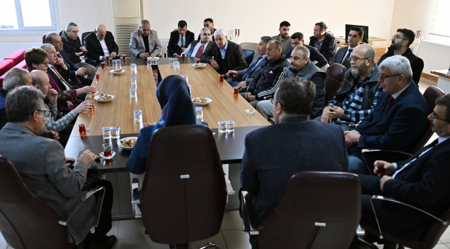 CBÜ rektörü kibar "şoförler günü" üniversitesi ulaştırma birimini ziyaret etti