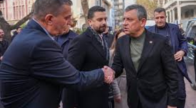 CHP lideri Şehzadeler belediyesini ziyaret etti