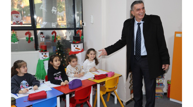 Çocukların sorusu başkan Şimşek'i güldürdü 