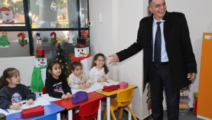 Çocukların sorusu başkan Şimşek'i güldürdü 