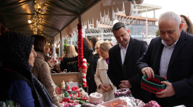 El emeği yeni yıl pazarı açıldı