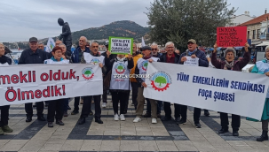 Foça'da emekli eylemi