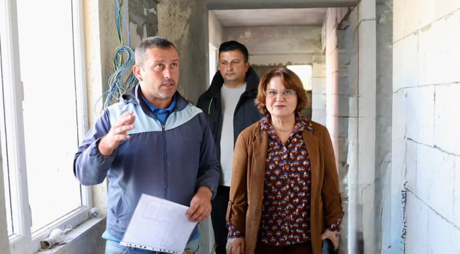 Hatice başkandan özel çocuklara oyun evi