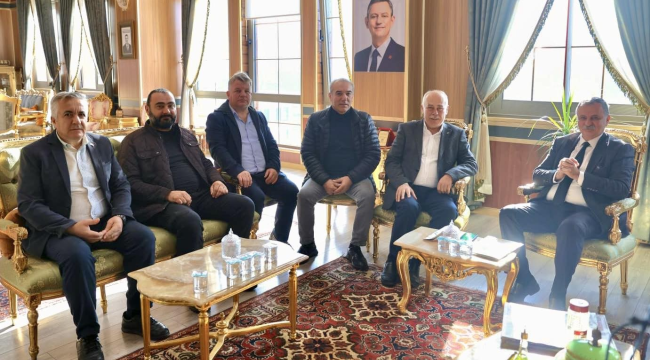 Manisa motorlu araçlar tamircileri esnaf odası yönetimi Balaban'ı ziyaret etti