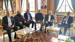 Manisa motorlu araçlar tamircileri esnaf odası yönetimi Balaban'ı ziyaret etti