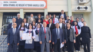 Manisa'ya 3 birincilikle döndüler