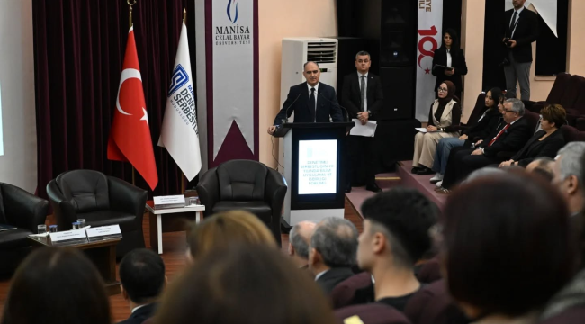 Panelde konuşan Vali Özkan ''denetimli serbestlik insan odaklı ve onarıcı bir anlayışın önemli bir parçası''