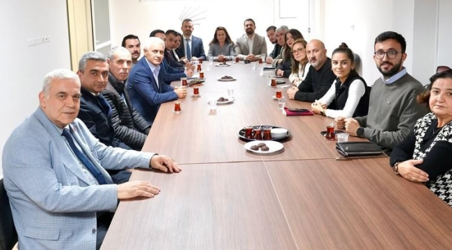 Sokak hayvanları için CHP, Ak Parti, MHP ve İyi parti oluşturulacak komisyon verecek