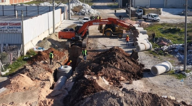 Akhisar Karaosmanoğlu sanayi sitesinin 27 sonra altyapı sorunu bitti