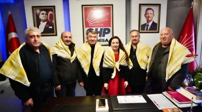 Akhisar yörükler ve türkmenler derneği'nden başkan Özalper'e ziyaret