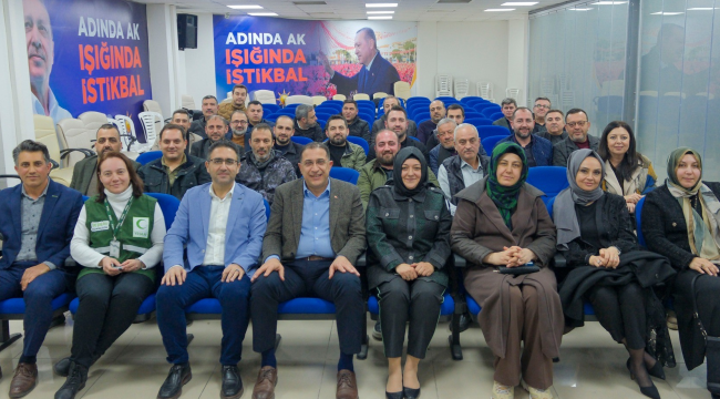  AKP Manisa il başkanı Turgut Yeşiilay yönetimi ağırladı 