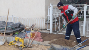 Alaşehir'de kaldırımlar renklendi