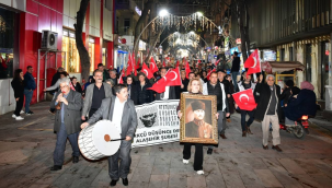 Alaşehirliler Atatürk'ün Alaşehir'e gelişini böyle kutladı