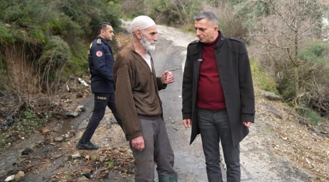 Başkan Şimşek yağışlarda en çok zarar gören Akpınar, Dilşikar ve Turgut Özal'da inclemelerde bulundu