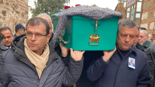 CHP lideri Manisa'da cenaze törenine katıldı