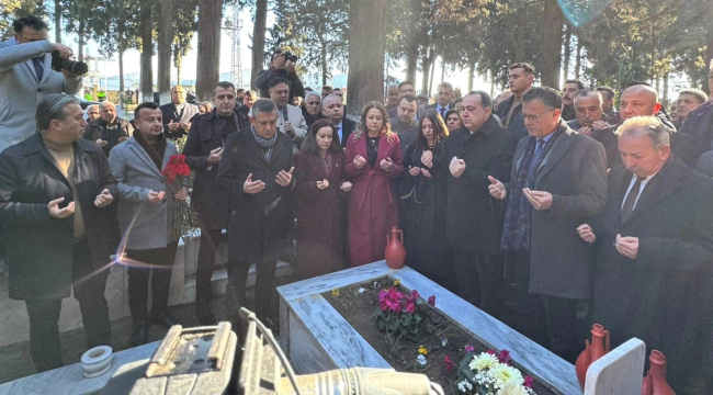 CHP lidri açılışlara katılmak için Saruhanlı 'ya geldi