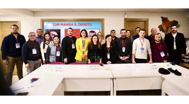 CHP'liler yeni parti programı eğitimine katıldı