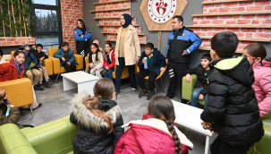 Çocuklara "Yaratıcı Drama"kursu eğitimi