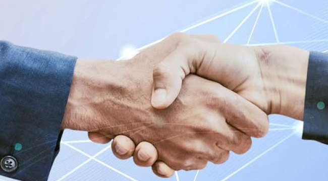 Demirci TSO'dan üyelerine etkili iletişim semineri