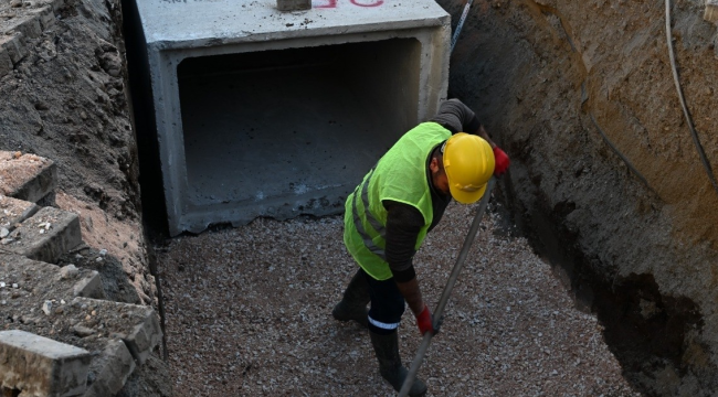 Ekonomik ömrünü tamamlayan yağmursuyu hattı yenilendi