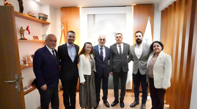 Karayalçın Şehzadeler belediyesine taziye ziyareti