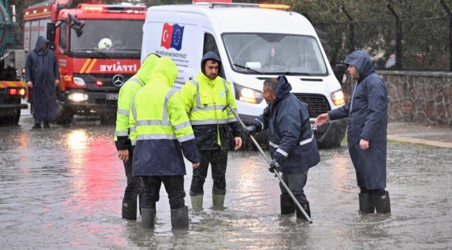 Manisa caddeleri 3 sene öncede böyleydi!