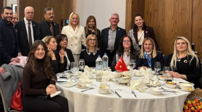 Manisa MADOST gecesi onur konuğu eski bakan Ertuğrul Günay'dı