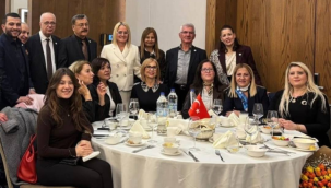 Manisa MADOST gecesi onur konuğu eski bakan Ertuğrul Günay'dı